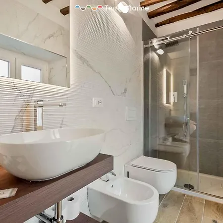 Il Fiore Del Prione, Terre Marine Guest house